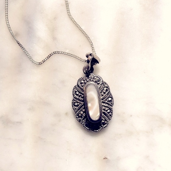 Silver & opal marcasite pendant - Picture 5 of 7